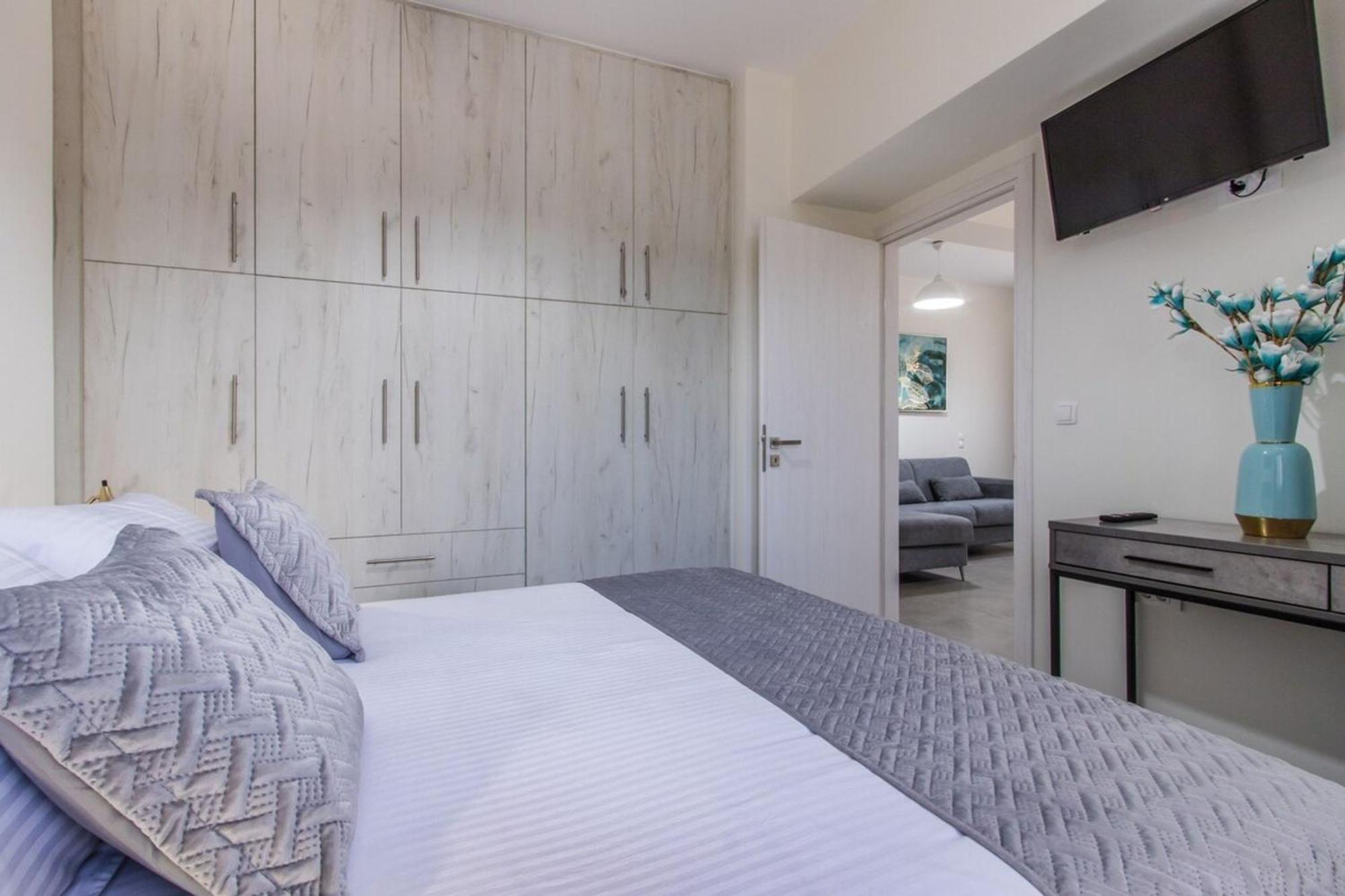Luxury Katsoulakis Apartments In Countryside Alikianos Exteriér fotografie