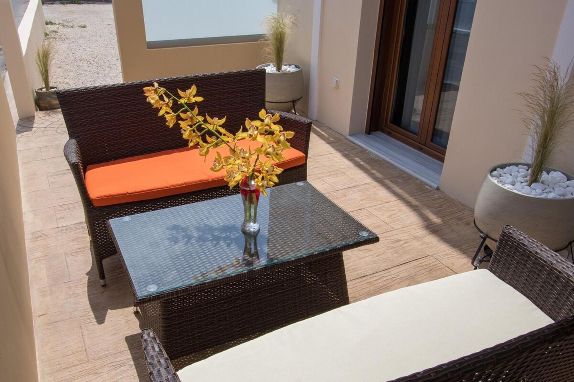 Luxury Katsoulakis Apartments In Countryside Alikianos Exteriér fotografie