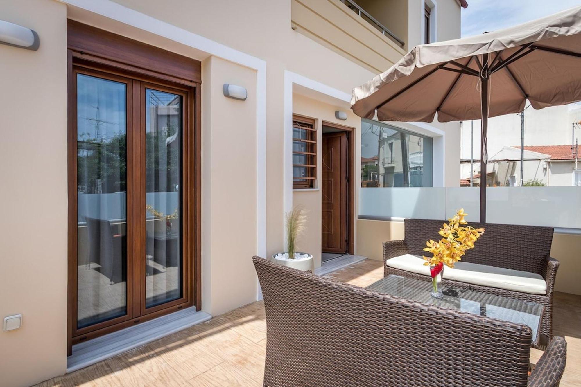 Luxury Katsoulakis Apartments In Countryside Alikianos Exteriér fotografie